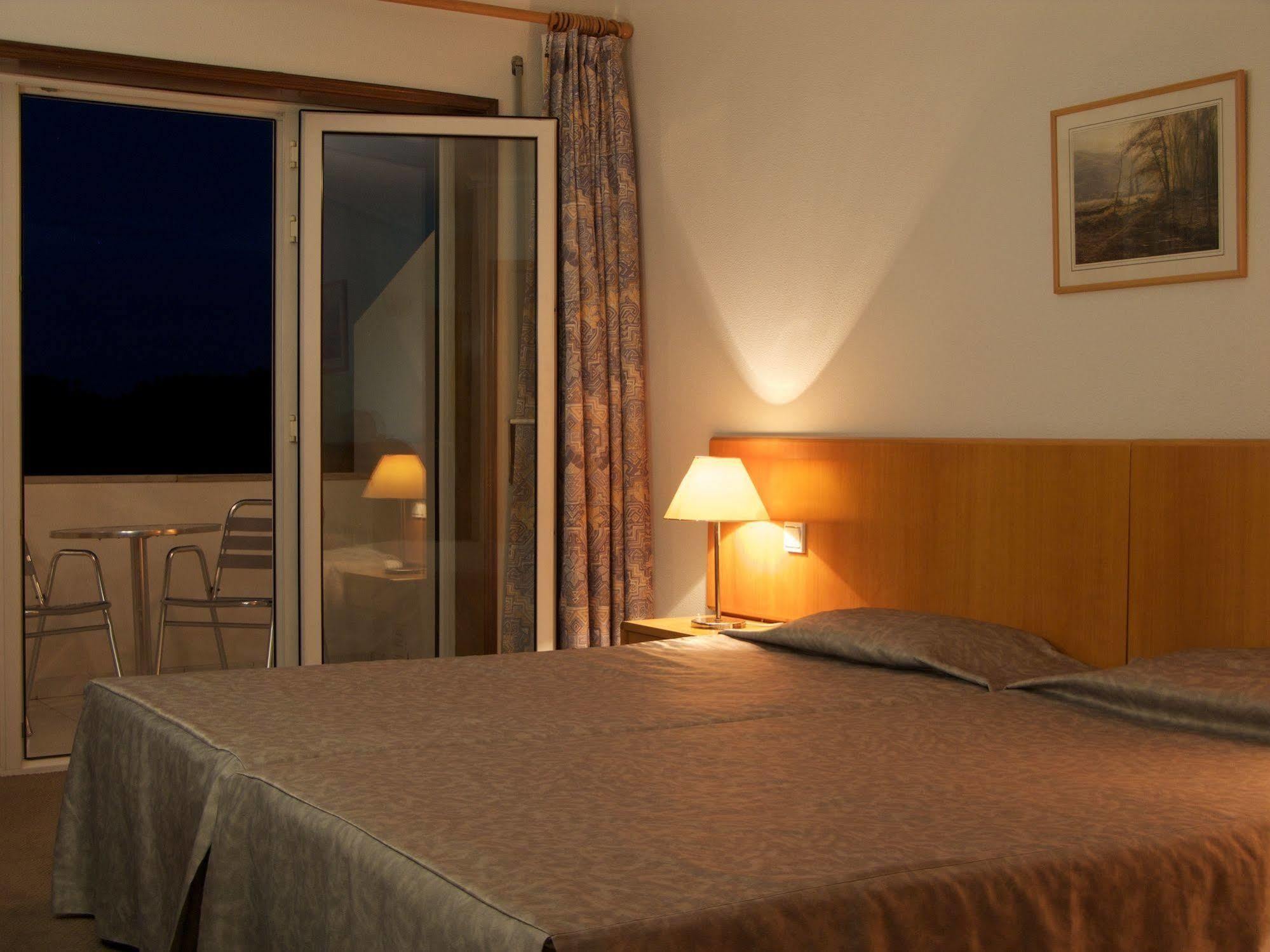 Up Pateira Hotel Fermentelos Екстериор снимка